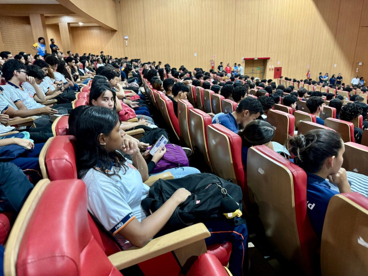Governo de RO realiza 1º Aulão Preparatório para o Enem 2025 com a participação de 1.200 estudantes, em Porto Velho