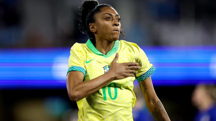 Brasil vence de virada nos acréscimos e quebra tabu de mais de 10 anos contra os Estados Unidos no futebol feminino