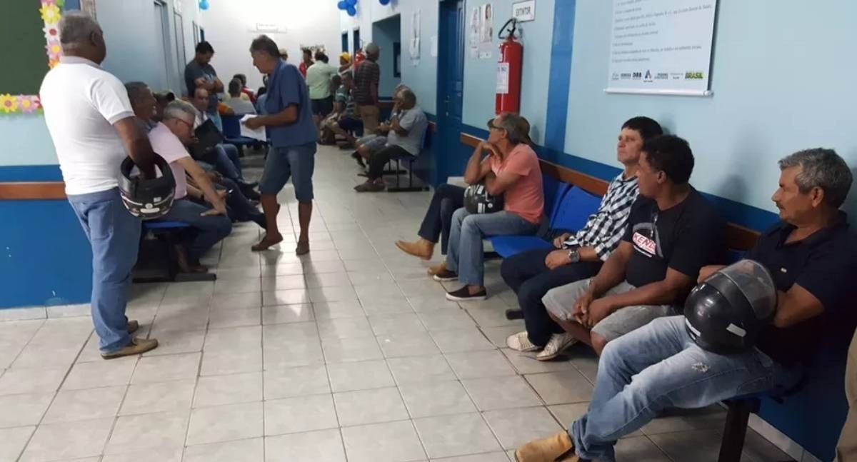 Hildon promete força-tarefa contra filas para atendimento médico em Ji-Paraná nos primeiros 100 dias