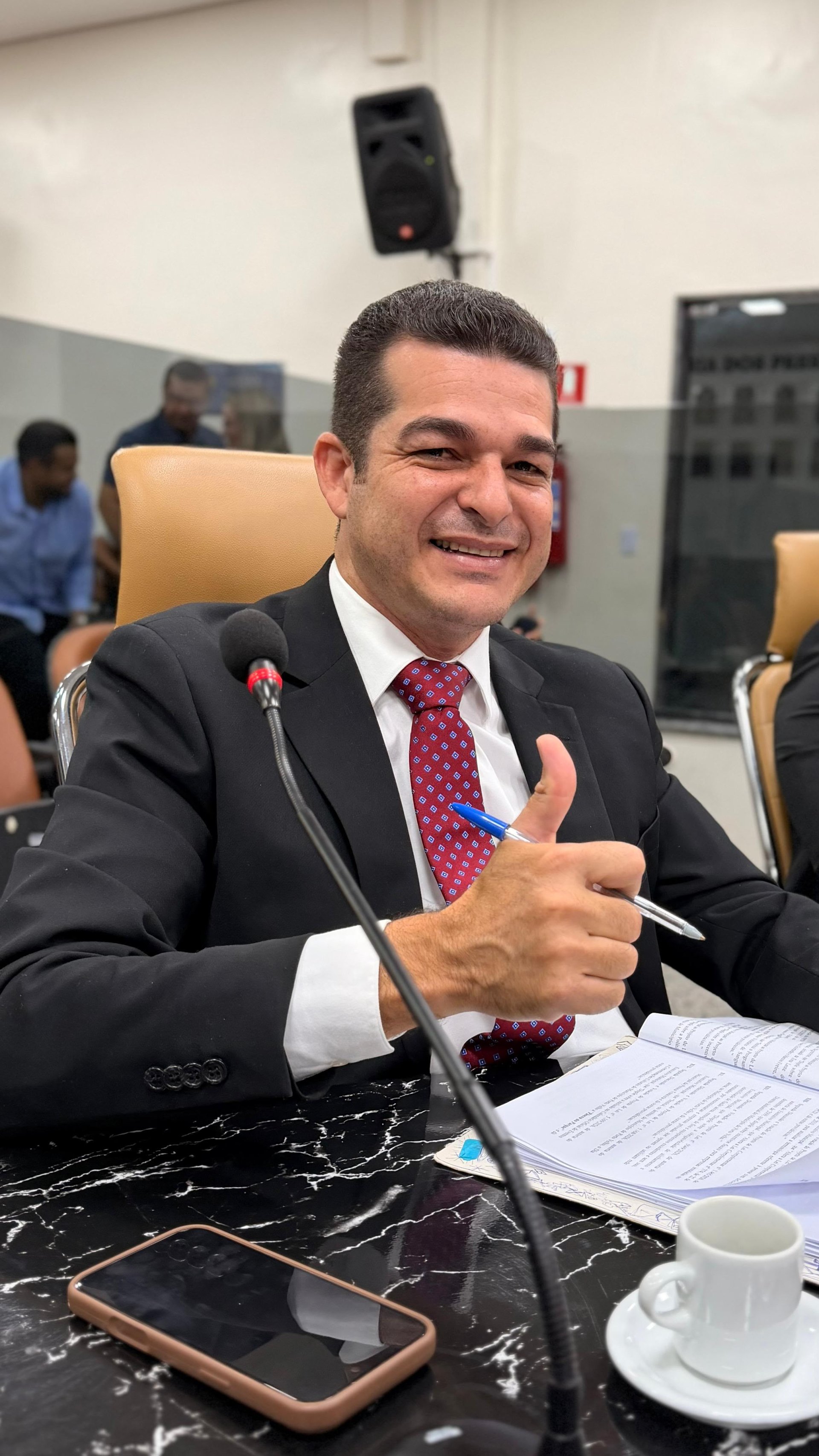 Prefeitura avança nos trâmites finais para liberação do Cemitério de União Bandeirantes após solicitações do vereador Adalto de Bandeirantes e da comunidade