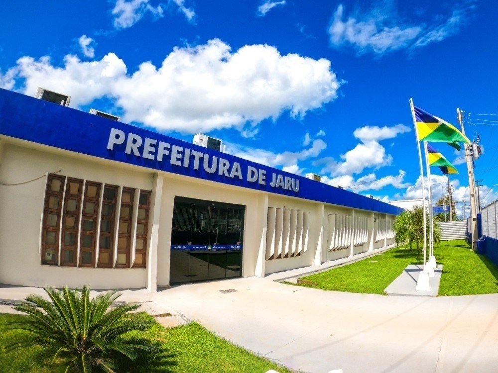 Prefeitura convoca professores e médicos para assumir cargos