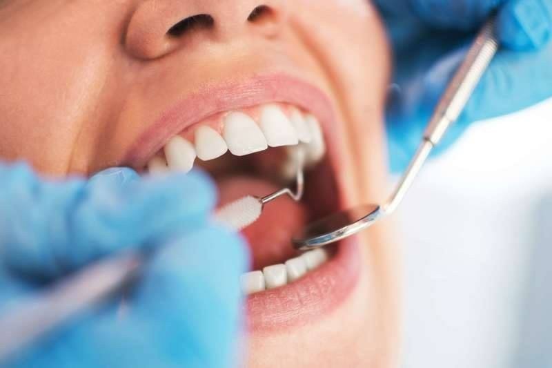 Rede odontológica é alvo de ação de R$ 1 milhão por denúncias de pacientes