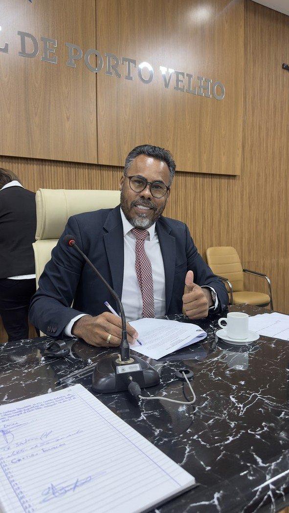 Dr. Santana tem projeto de lei aprovado na Câmara que garante isenção de taxa em concursos públicos para mesários eleitorais